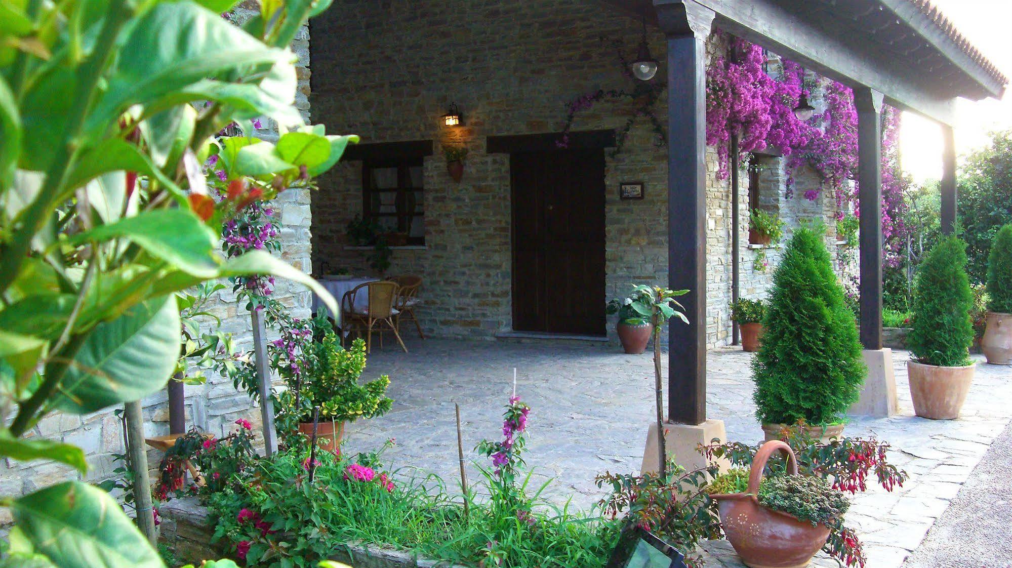 Hotel Rural Casona De Cefontes Buitenkant foto